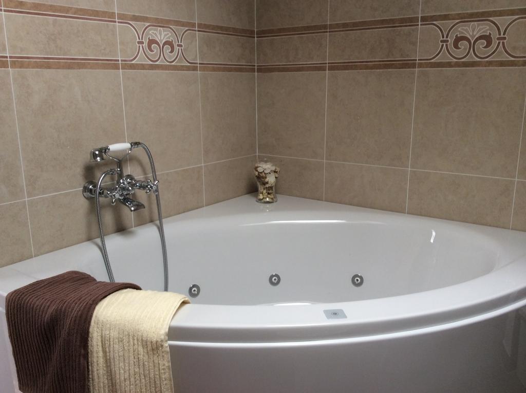 Il Porticato Bed & Breakfast Пиза Стая снимка